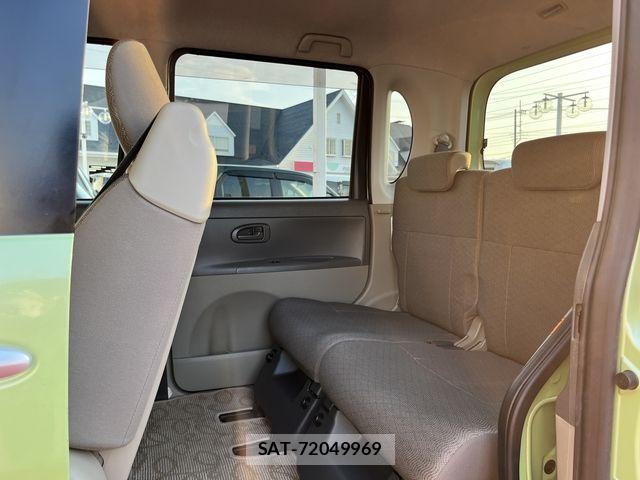 Daihatsu TANTO 2011-08 8075852-12
