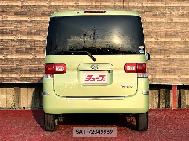 Daihatsu TANTO 2011-08 8075852-22