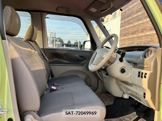 Daihatsu TANTO 2011-08 8075852-3