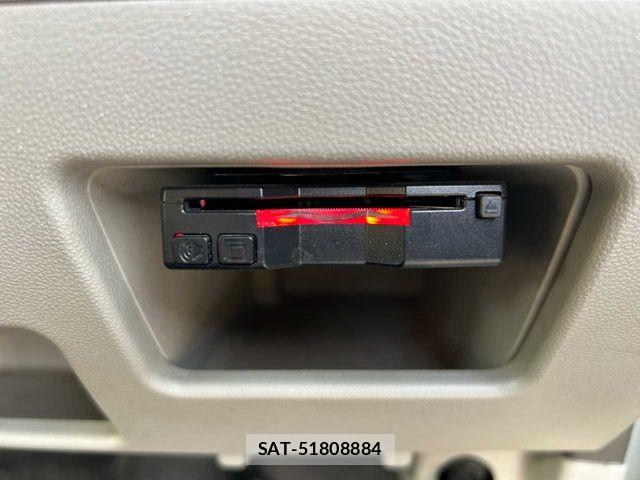 Daihatsu TANTO 2016-02 8075853-13