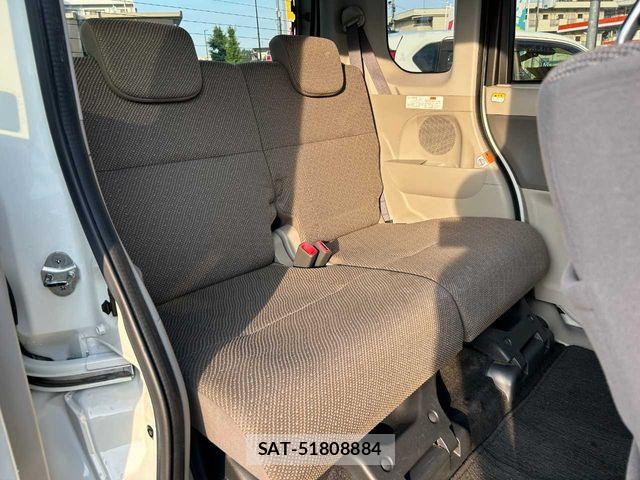 Daihatsu TANTO 2016-02 8075853-18