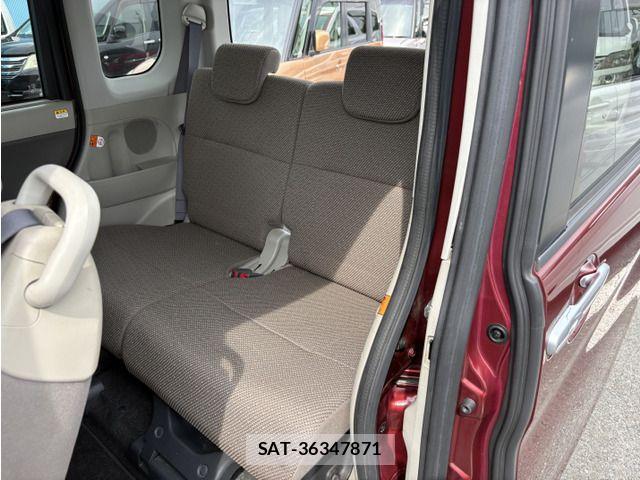 Daihatsu TANTO 2015-12 8075858-4