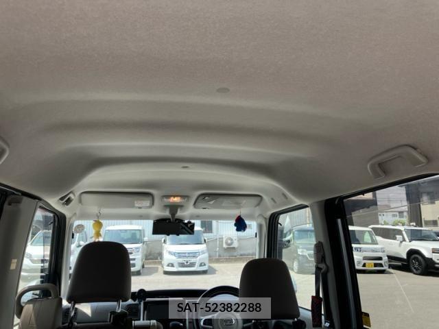 Daihatsu TANTO 2018-01 8075859-9