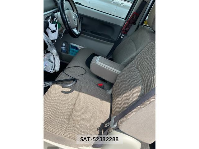 Daihatsu TANTO 2018-01 8075859-11