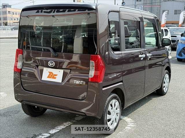 Daihatsu TANTO 2016-09 8075854-12