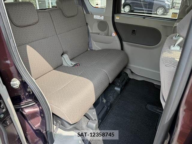Daihatsu TANTO 2016-09 8075854-17
