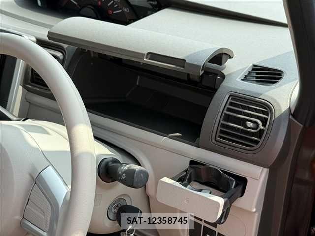 Daihatsu TANTO 2016-09 8075854-23