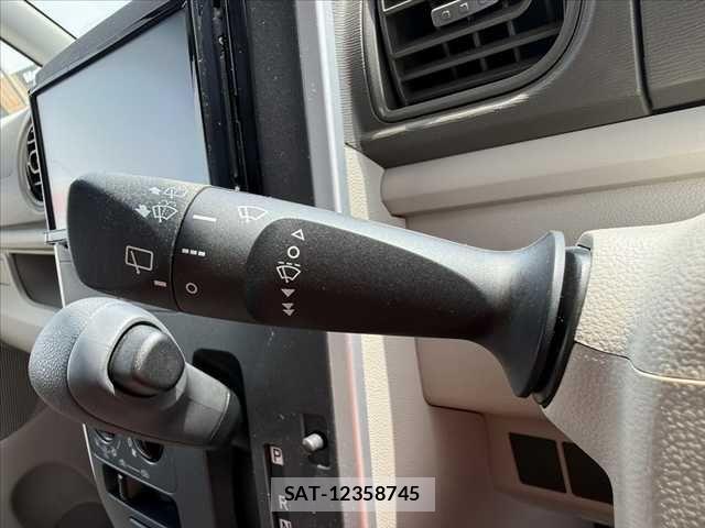 Daihatsu TANTO 2016-09 8075854-25