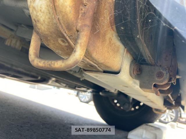 Daihatsu TANTO 2008-06 8075420-10