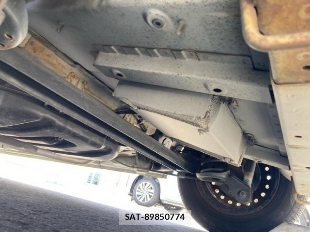 Daihatsu TANTO 2008-06 8075420-11