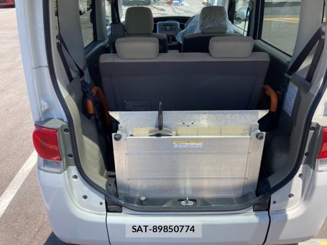 Daihatsu TANTO 2008-06 8075420-12