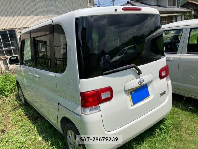 Daihatsu TANTO 2009-04 8075862-3