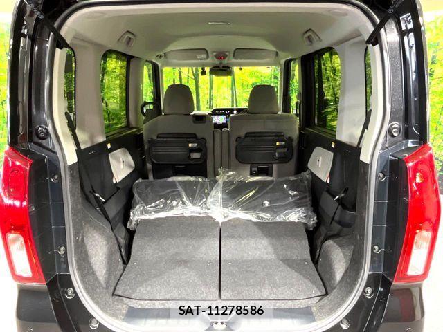 Daihatsu TANTO 2022-02 8075848-9