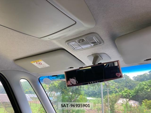 Daihatsu TANTO 2012-01 8075865-22