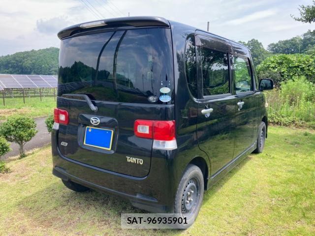 Daihatsu TANTO 2012-01 8075865-3