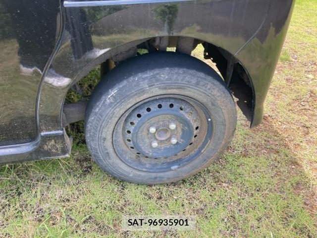Daihatsu TANTO 2012-01 8075865-7