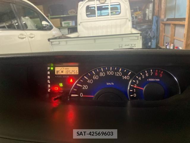 Daihatsu TANTO 2006-12 8102232-14