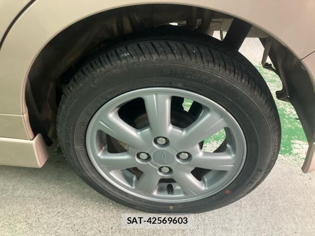 Daihatsu TANTO 2006-12 8102232-4