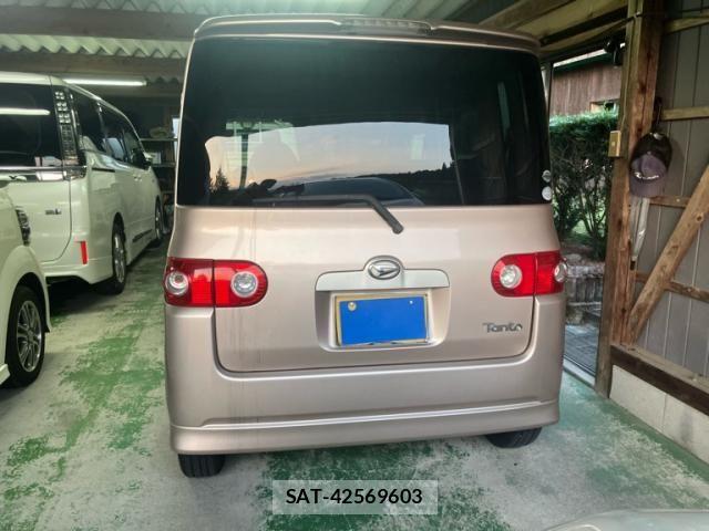 Daihatsu TANTO 2006-12 8102232-5