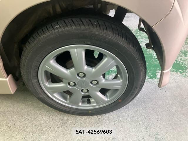 Daihatsu TANTO 2006-12 8102232-8