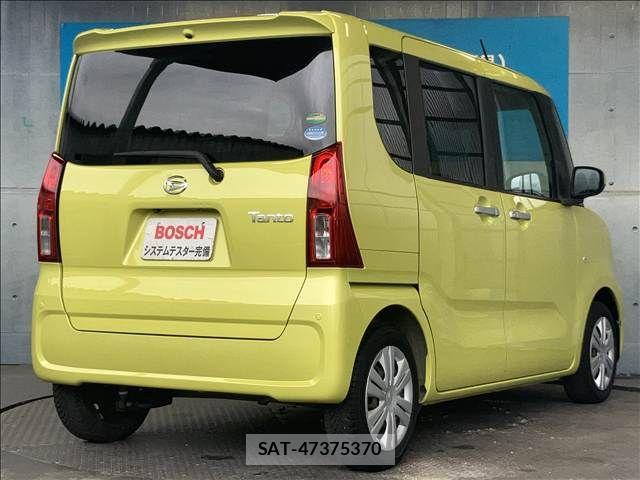 Daihatsu TANTO 2020-02 8102215-14