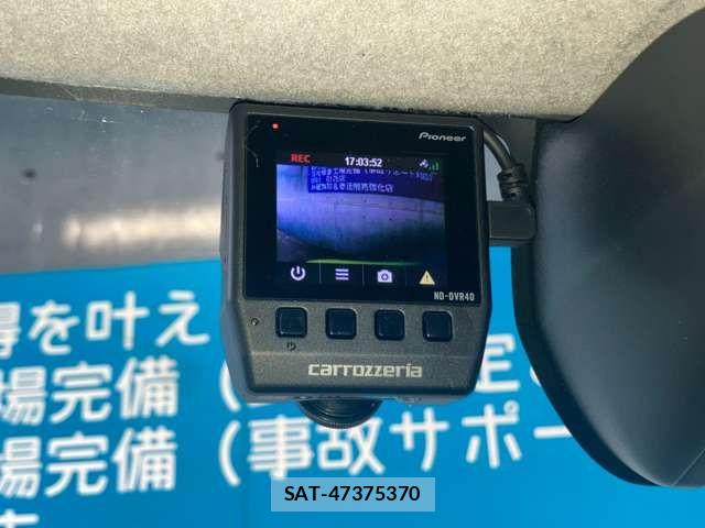 Daihatsu TANTO 2020-02 8102215-18
