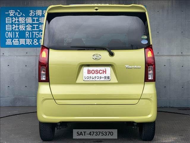 Daihatsu TANTO 2020-02 8102215-8