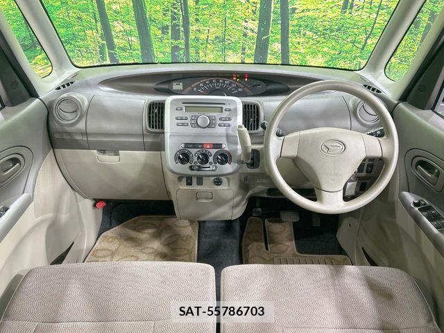 Daihatsu TANTO 2013-09 8102219-1