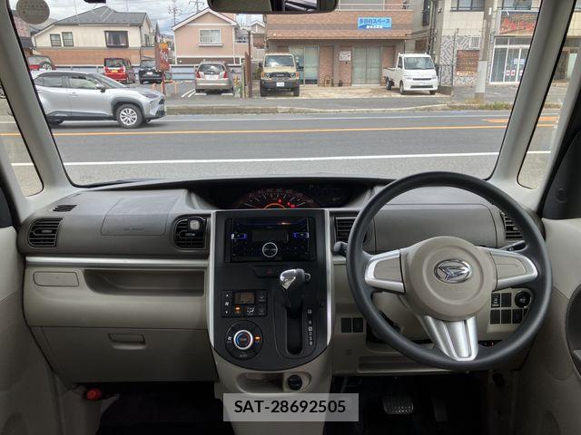 Daihatsu TANTO 2014-07 8102218-3