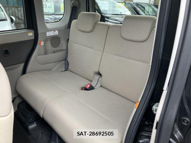 Daihatsu TANTO 2014-07 8102218-5