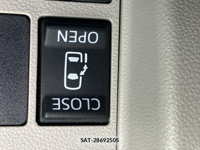 Daihatsu TANTO 2014-07 8102218-7