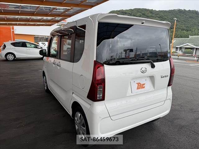 Daihatsu TANTO 2021-05 8102212-14