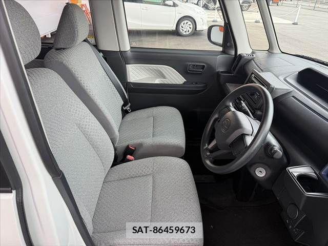 Daihatsu TANTO 2021-05 8102212-15