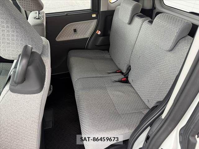 Daihatsu TANTO 2021-05 8102212-18