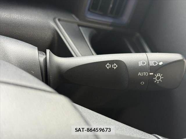 Daihatsu TANTO 2021-05 8102212-24