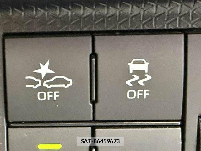 Daihatsu TANTO 2021-05 8102212-3