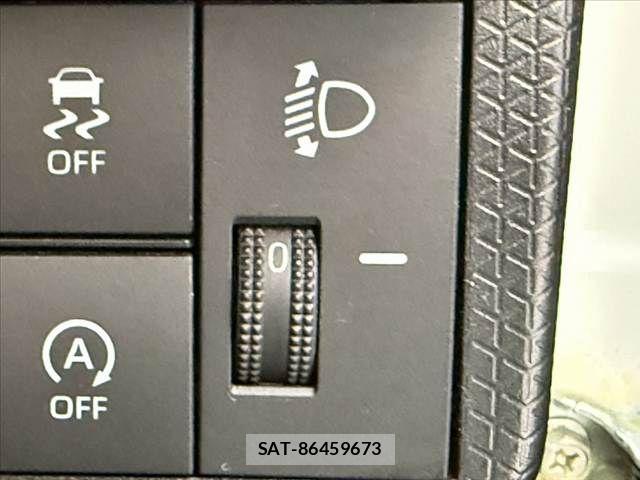 Daihatsu TANTO 2021-05 8102212-4