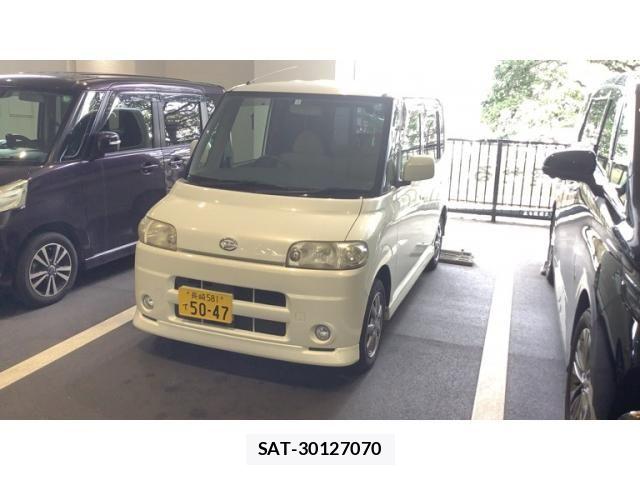 Daihatsu TANTO 2005-06 8102231-1