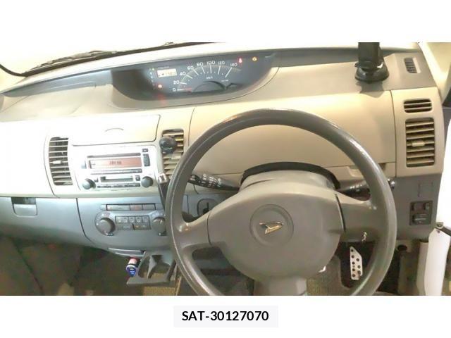 Daihatsu TANTO 2005-06 8102231-6