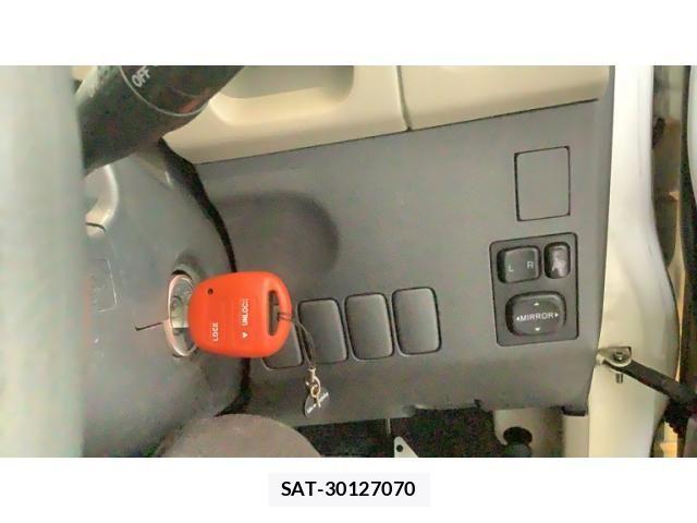 Daihatsu TANTO 2005-06 8102231-7