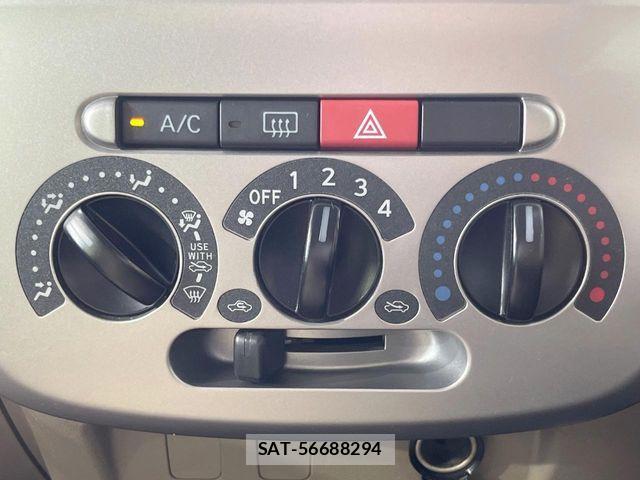 Daihatsu TANTO 2008-12 8102223-5