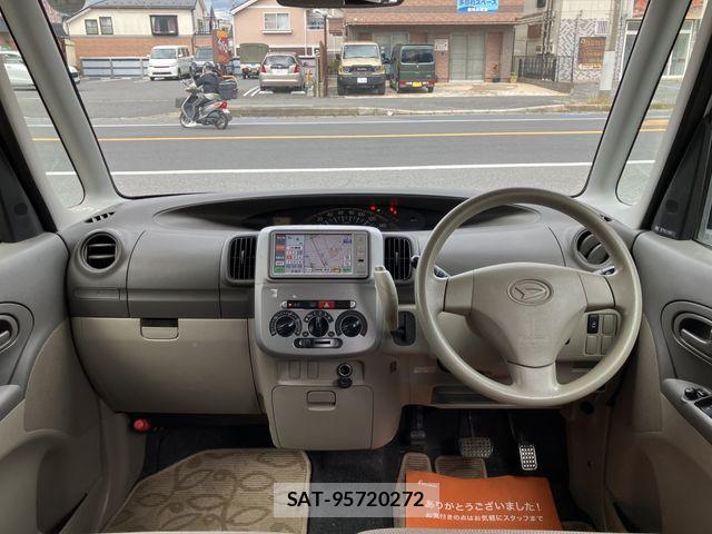 Daihatsu TANTO 2011-03 8102225-3