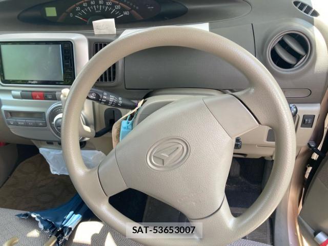 Daihatsu TANTO 2012-09 8102228-13