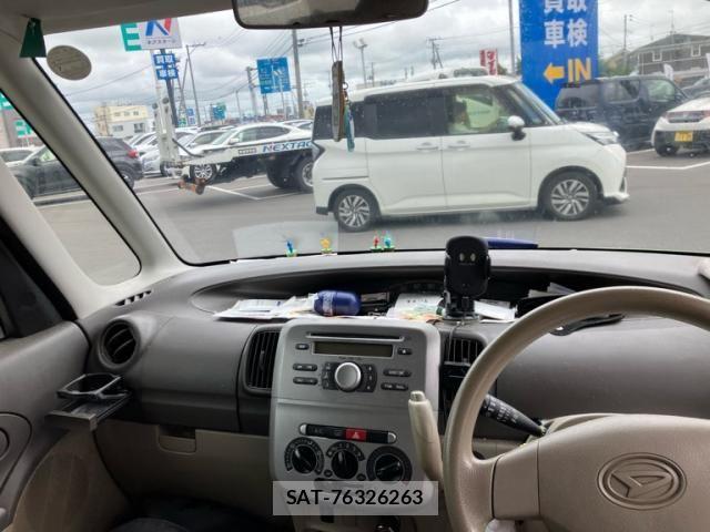 Daihatsu TANTO 2011-10 8102230-18