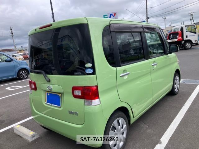 Daihatsu TANTO 2011-10 8102230-4