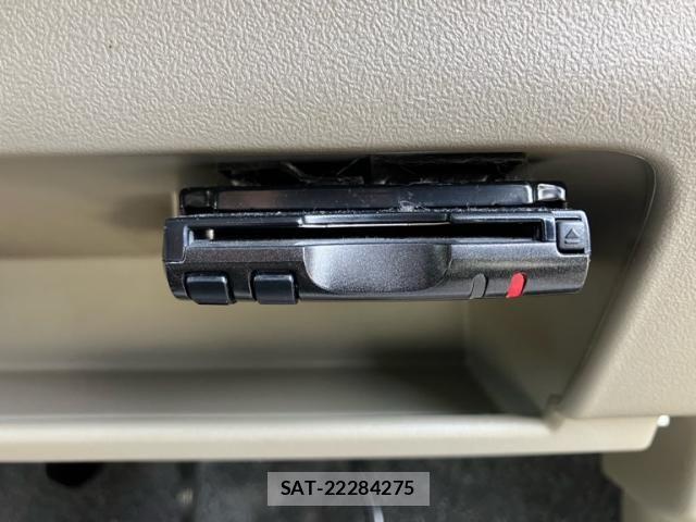 Daihatsu TANTO 2010-01 8132626-19