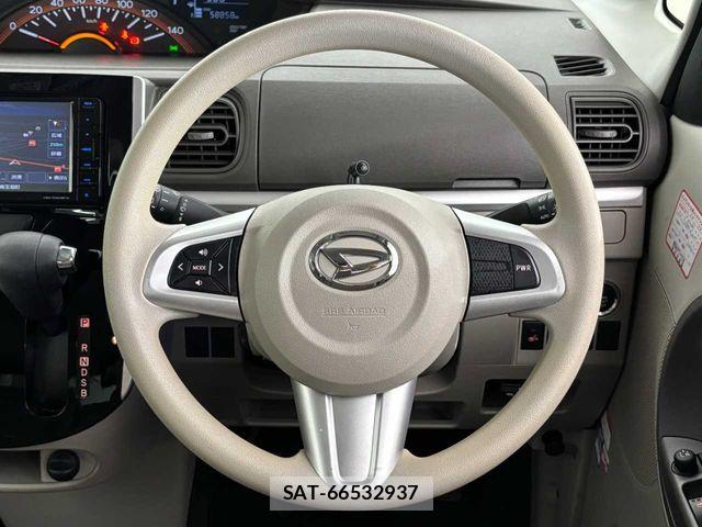 Daihatsu TANTO 2018-01 8132617-4