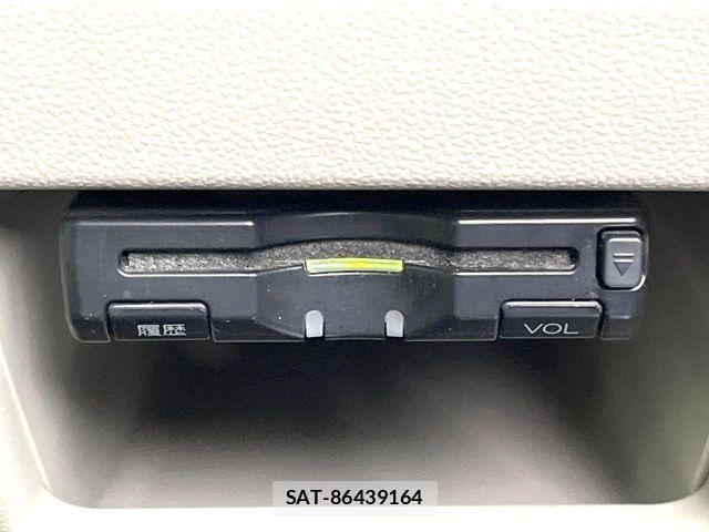 Daihatsu TANTO 2013-12 8146826-4