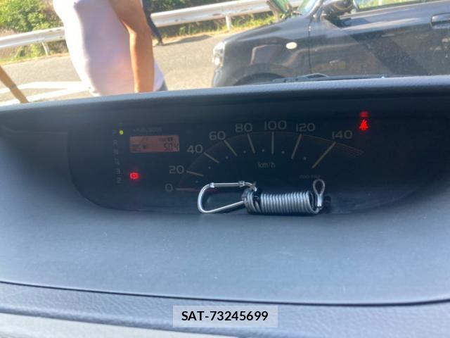 Daihatsu TANTO 2005-06 8159359-13