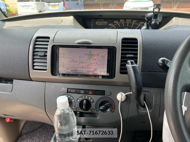 Daihatsu TANTO 2004-11 8159357-15